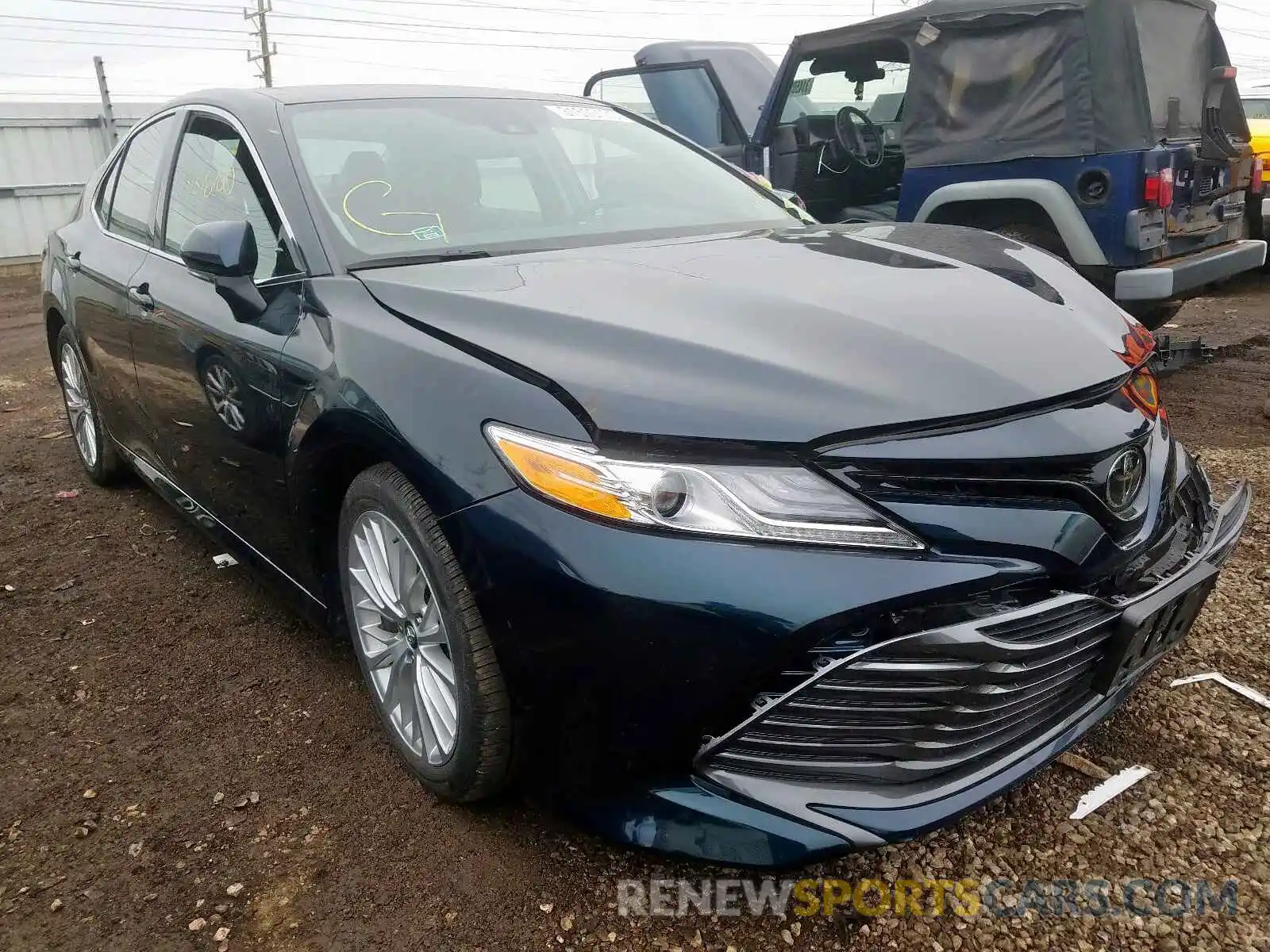 1 Photograph of a damaged car 4T1B11HK5KU728017 TOYOTA CAMRY 2019