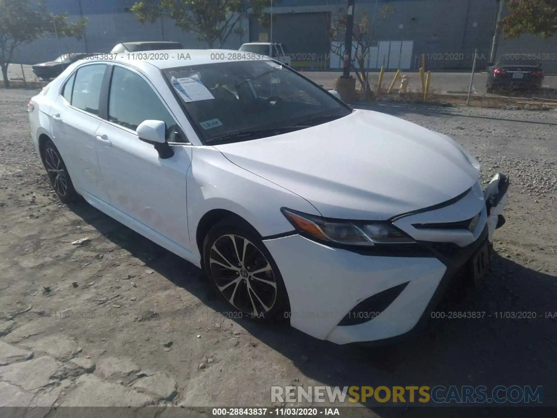 1 Photograph of a damaged car 4T1B11HK5KU728938 TOYOTA CAMRY 2019