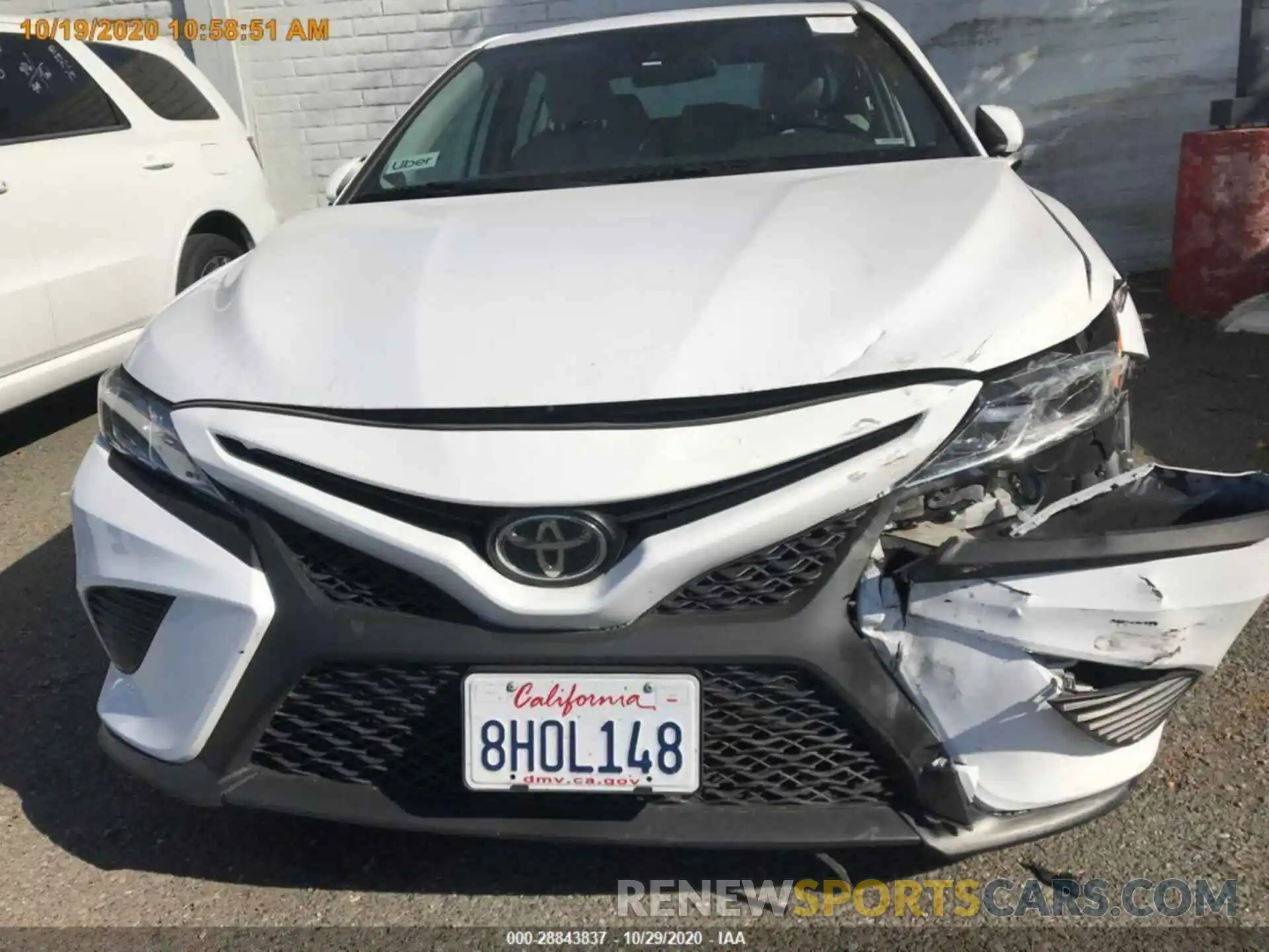 16 Photograph of a damaged car 4T1B11HK5KU728938 TOYOTA CAMRY 2019