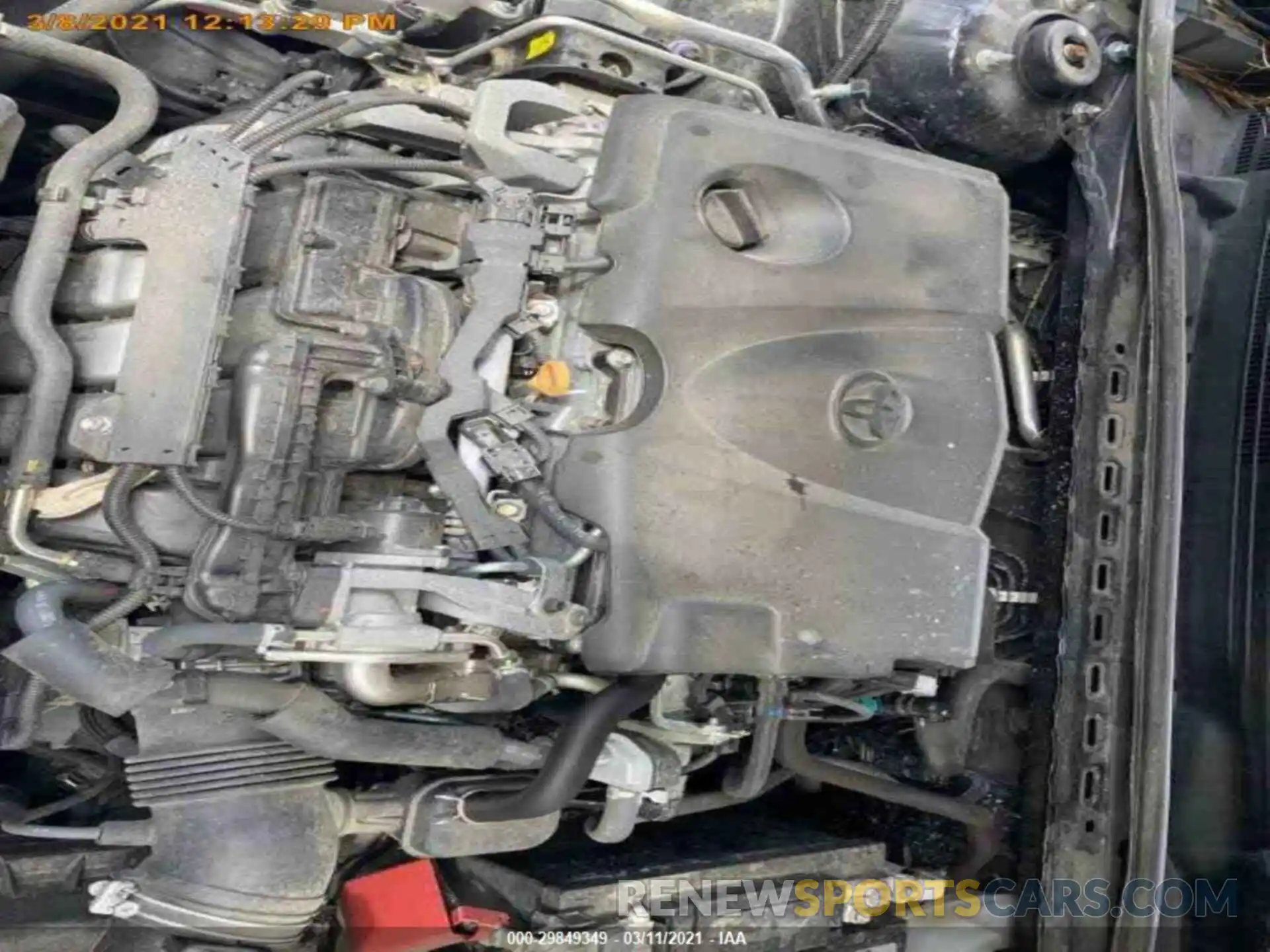 16 Photograph of a damaged car 4T1B11HK5KU729975 TOYOTA CAMRY 2019