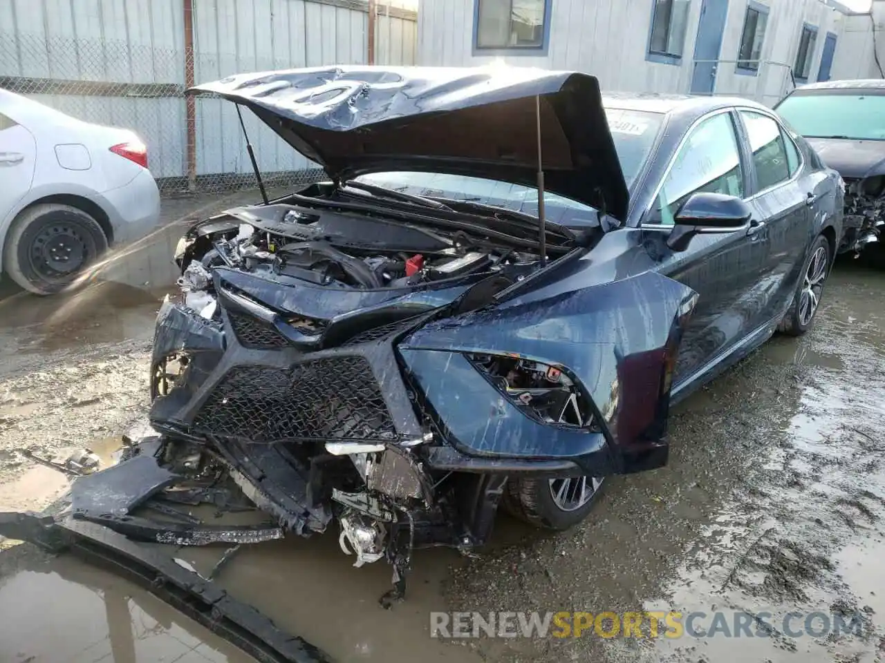 2 Photograph of a damaged car 4T1B11HK5KU730060 TOYOTA CAMRY 2019