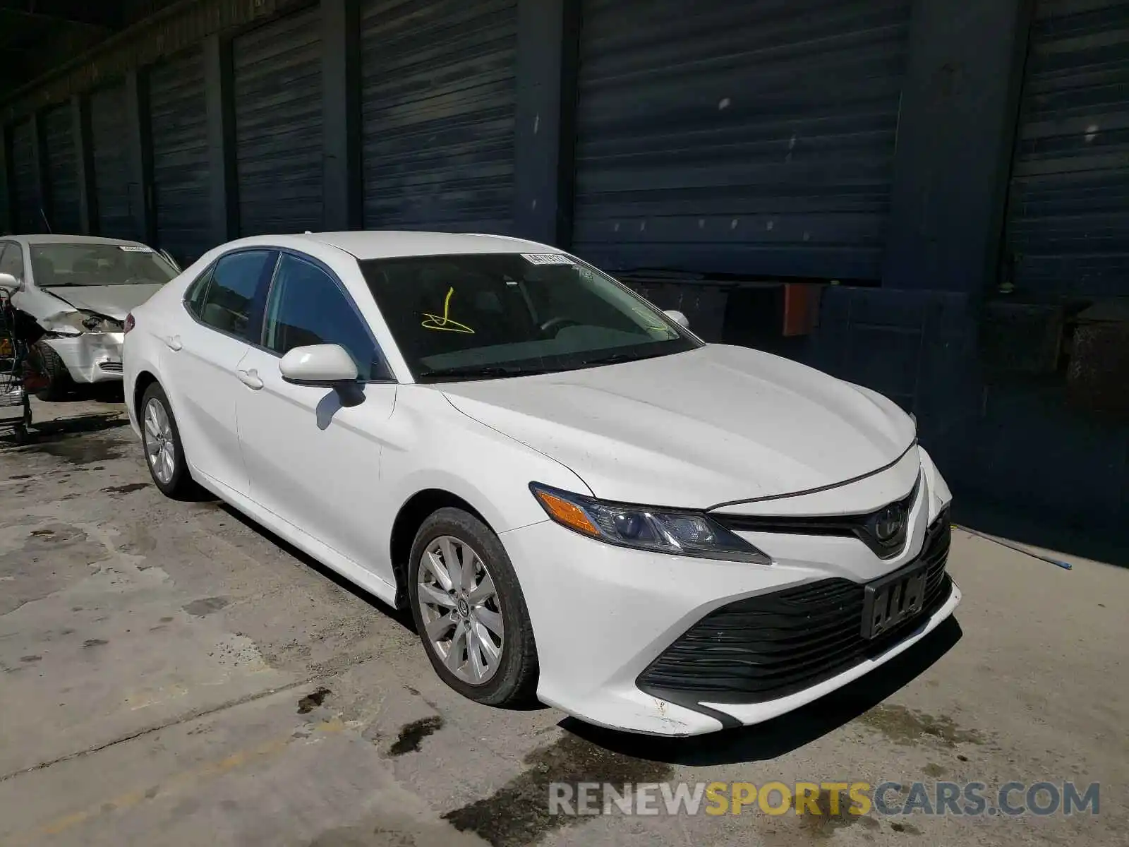 1 Photograph of a damaged car 4T1B11HK5KU730365 TOYOTA CAMRY 2019