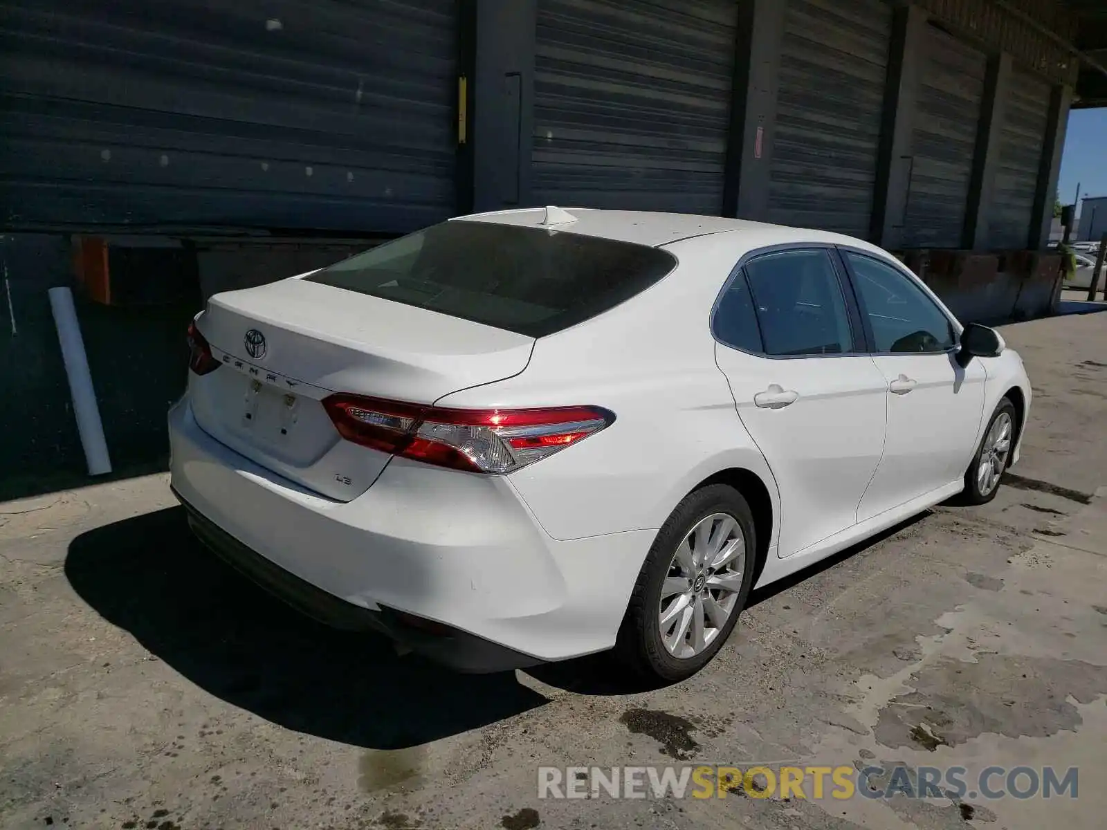 4 Photograph of a damaged car 4T1B11HK5KU730365 TOYOTA CAMRY 2019