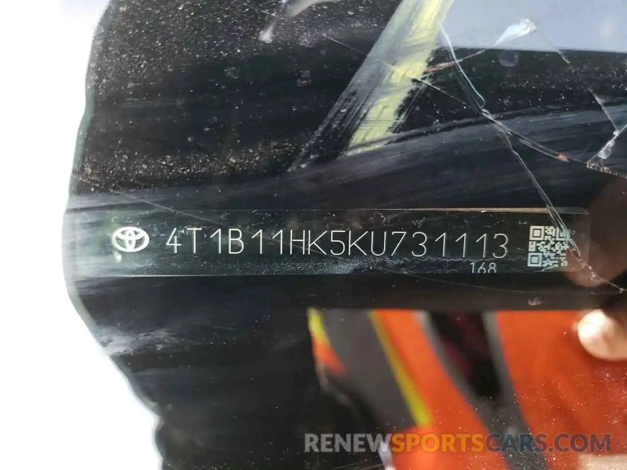 10 Photograph of a damaged car 4T1B11HK5KU731113 TOYOTA CAMRY 2019