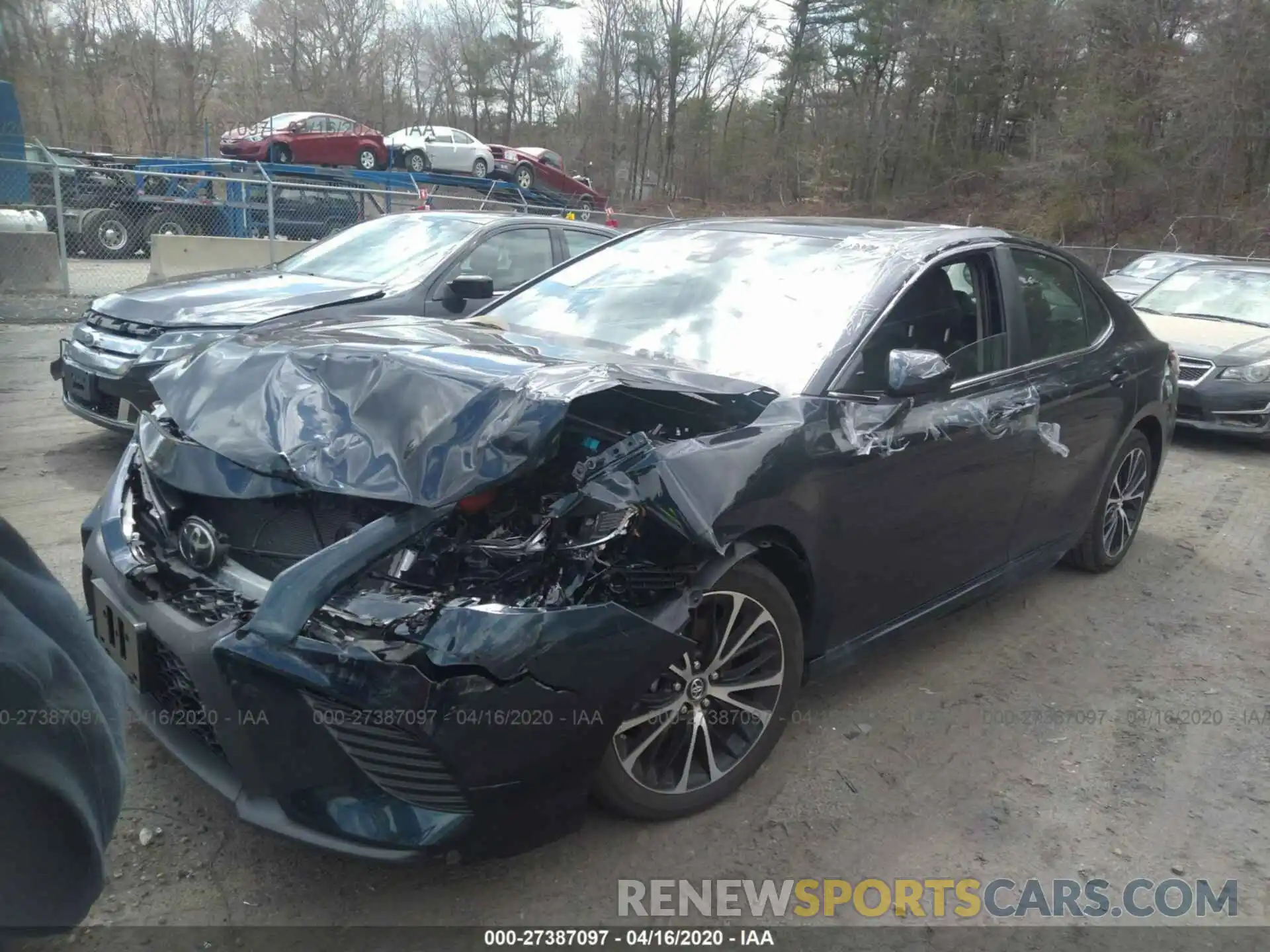 2 Photograph of a damaged car 4T1B11HK5KU731712 TOYOTA CAMRY 2019