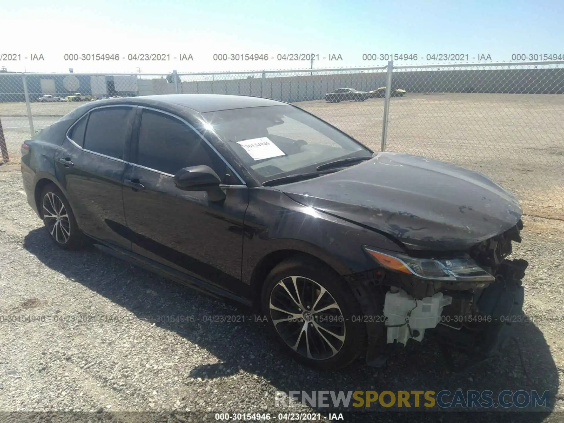 1 Photograph of a damaged car 4T1B11HK5KU733184 TOYOTA CAMRY 2019