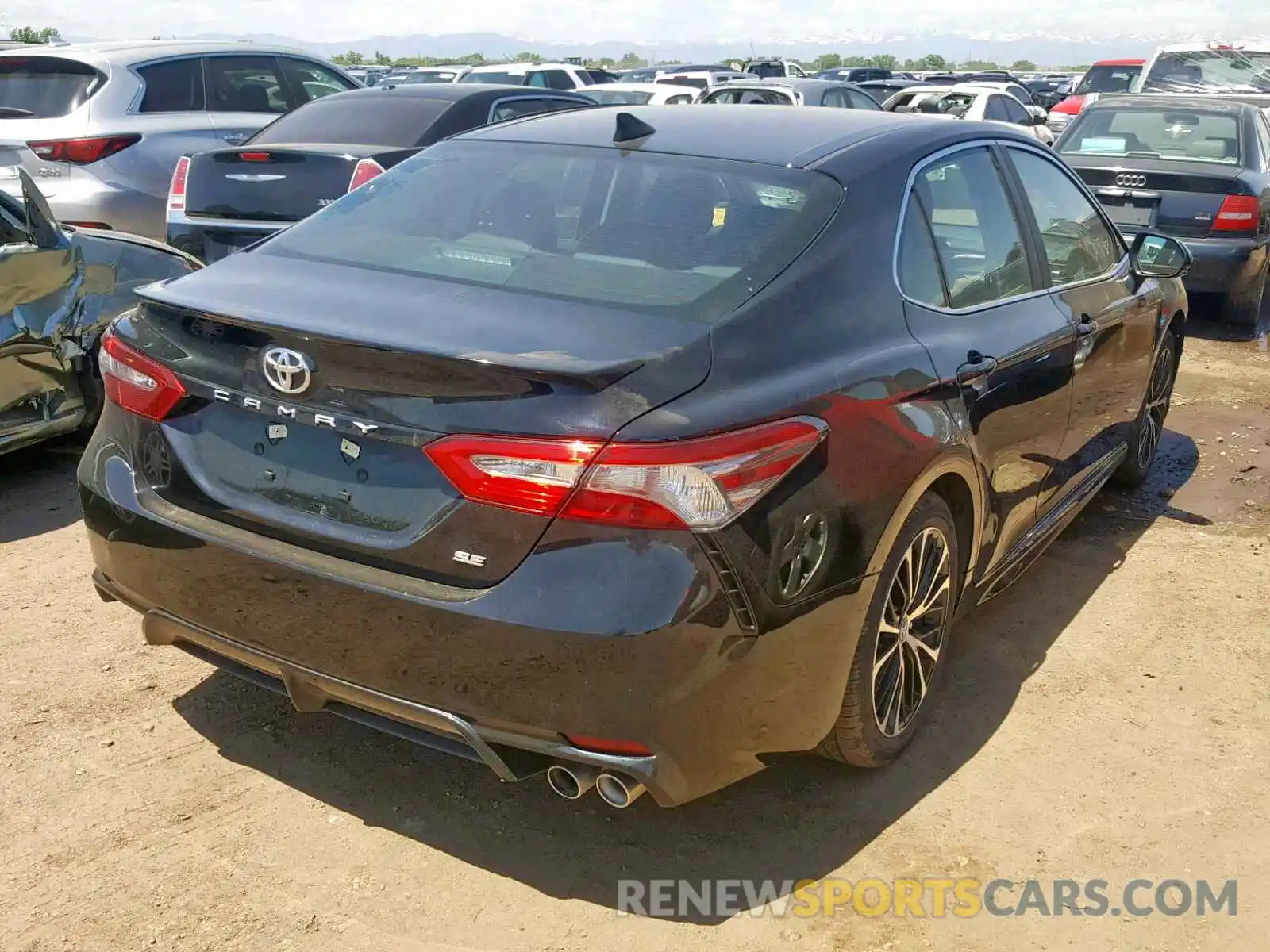 4 Photograph of a damaged car 4T1B11HK5KU733220 TOYOTA CAMRY 2019