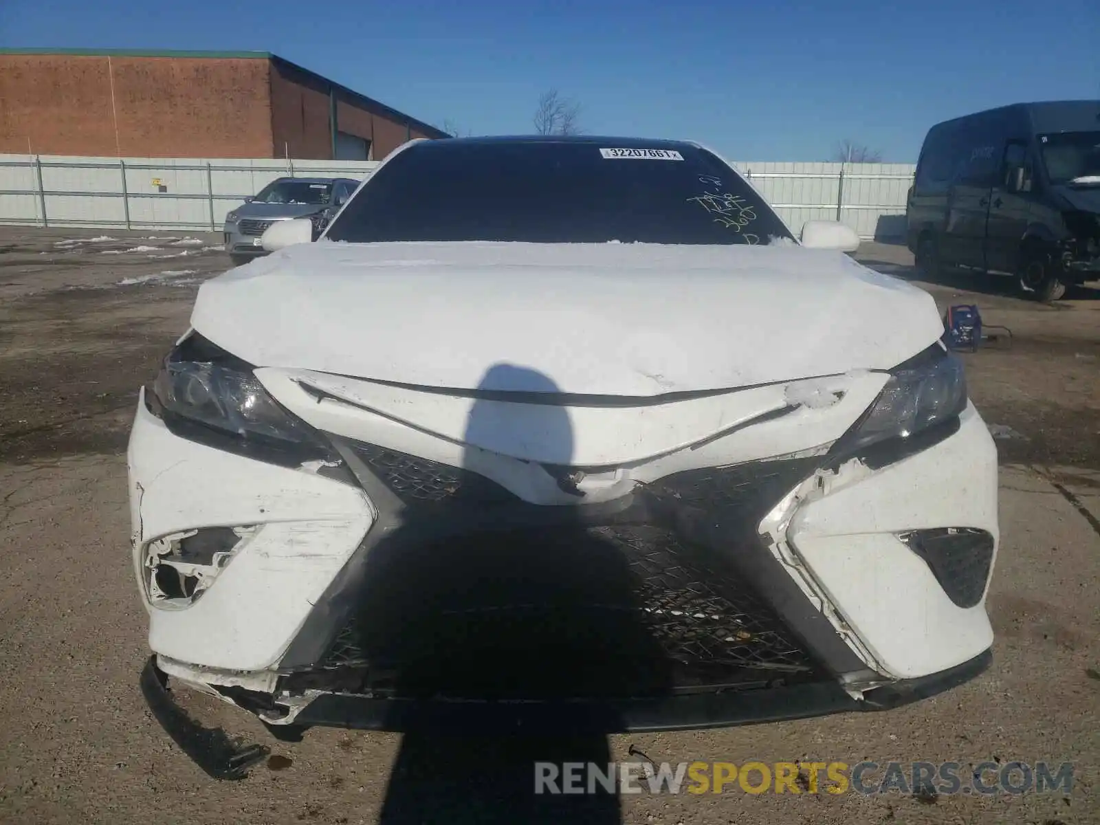 9 Photograph of a damaged car 4T1B11HK5KU734836 TOYOTA CAMRY 2019