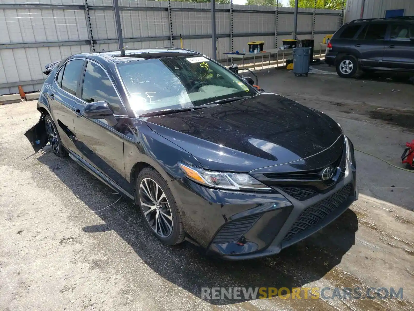 1 Photograph of a damaged car 4T1B11HK5KU736523 TOYOTA CAMRY 2019