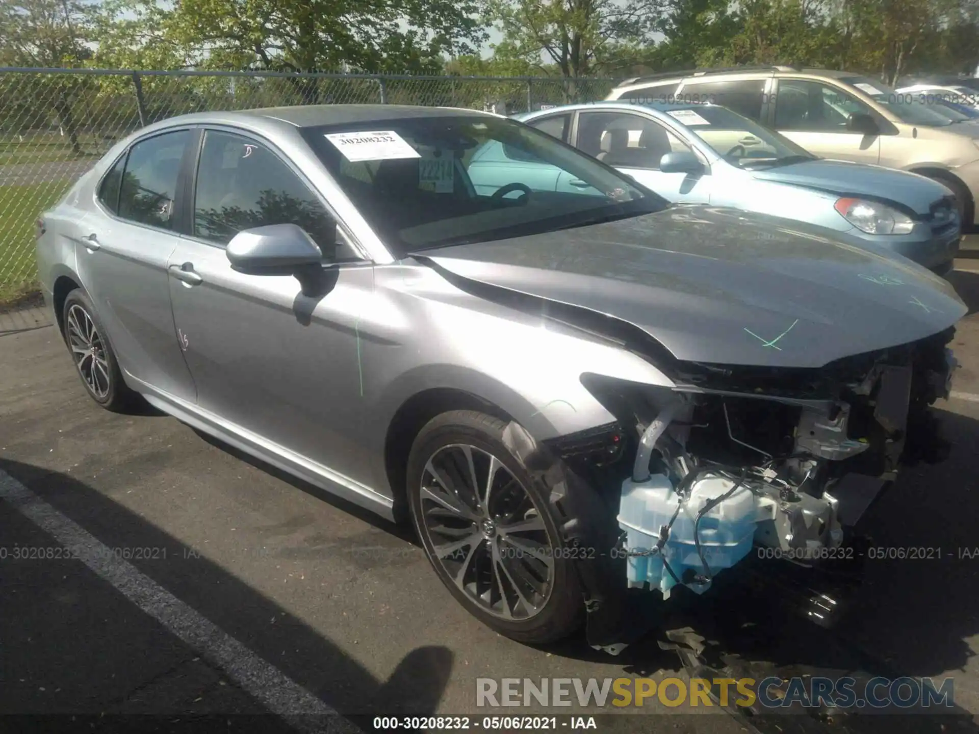 1 Photograph of a damaged car 4T1B11HK5KU737445 TOYOTA CAMRY 2019