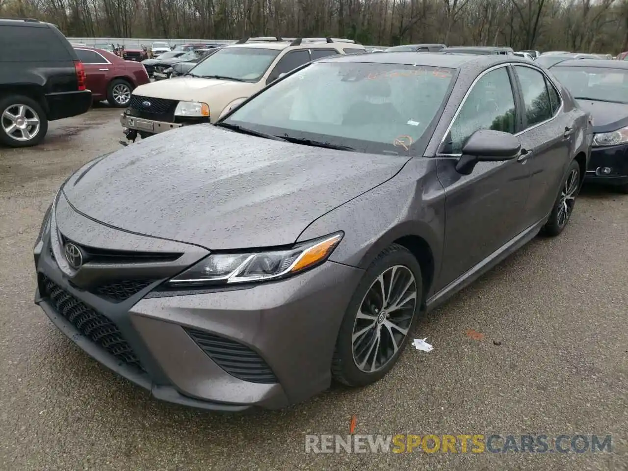 2 Photograph of a damaged car 4T1B11HK5KU737526 TOYOTA CAMRY 2019