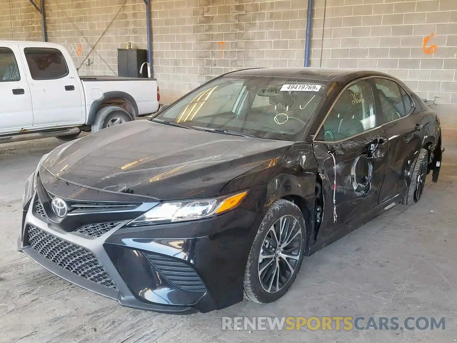 2 Photograph of a damaged car 4T1B11HK5KU738921 TOYOTA CAMRY 2019