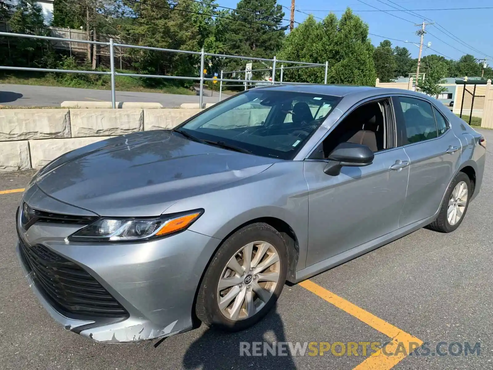 2 Photograph of a damaged car 4T1B11HK5KU740300 TOYOTA CAMRY 2019