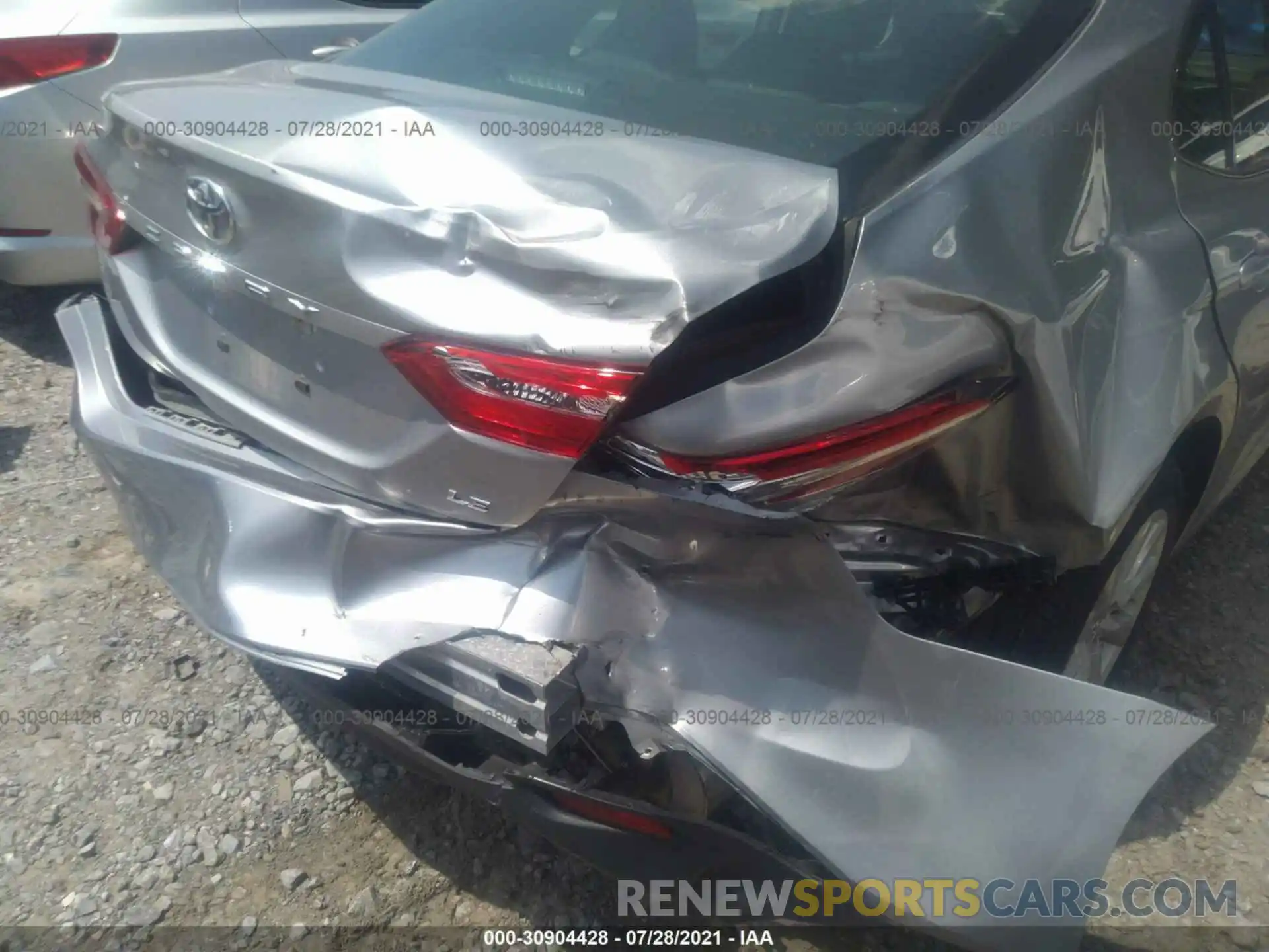 6 Photograph of a damaged car 4T1B11HK5KU740331 TOYOTA CAMRY 2019