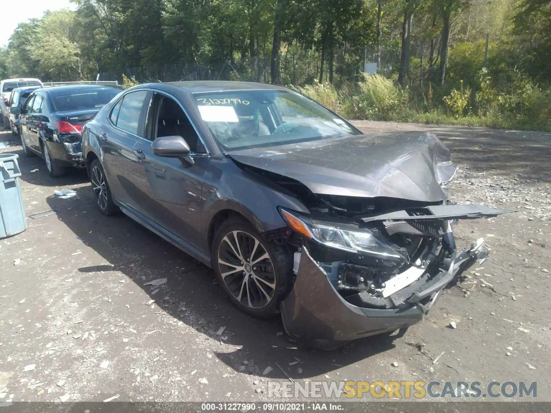 1 Photograph of a damaged car 4T1B11HK5KU740698 TOYOTA CAMRY 2019