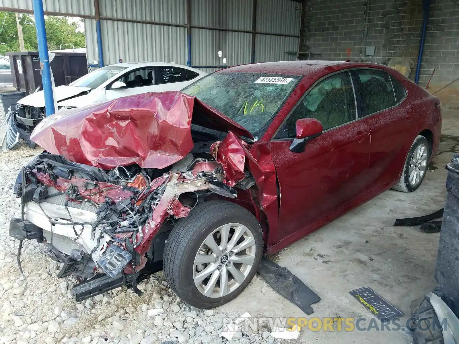 2 Фотография поврежденного автомобиля 4T1B11HK5KU740779 TOYOTA CAMRY 2019
