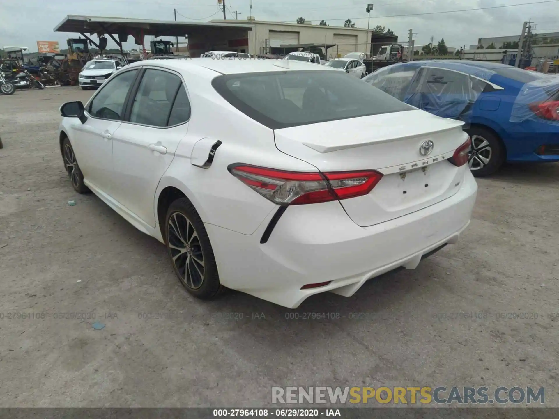 3 Photograph of a damaged car 4T1B11HK5KU741687 TOYOTA CAMRY 2019