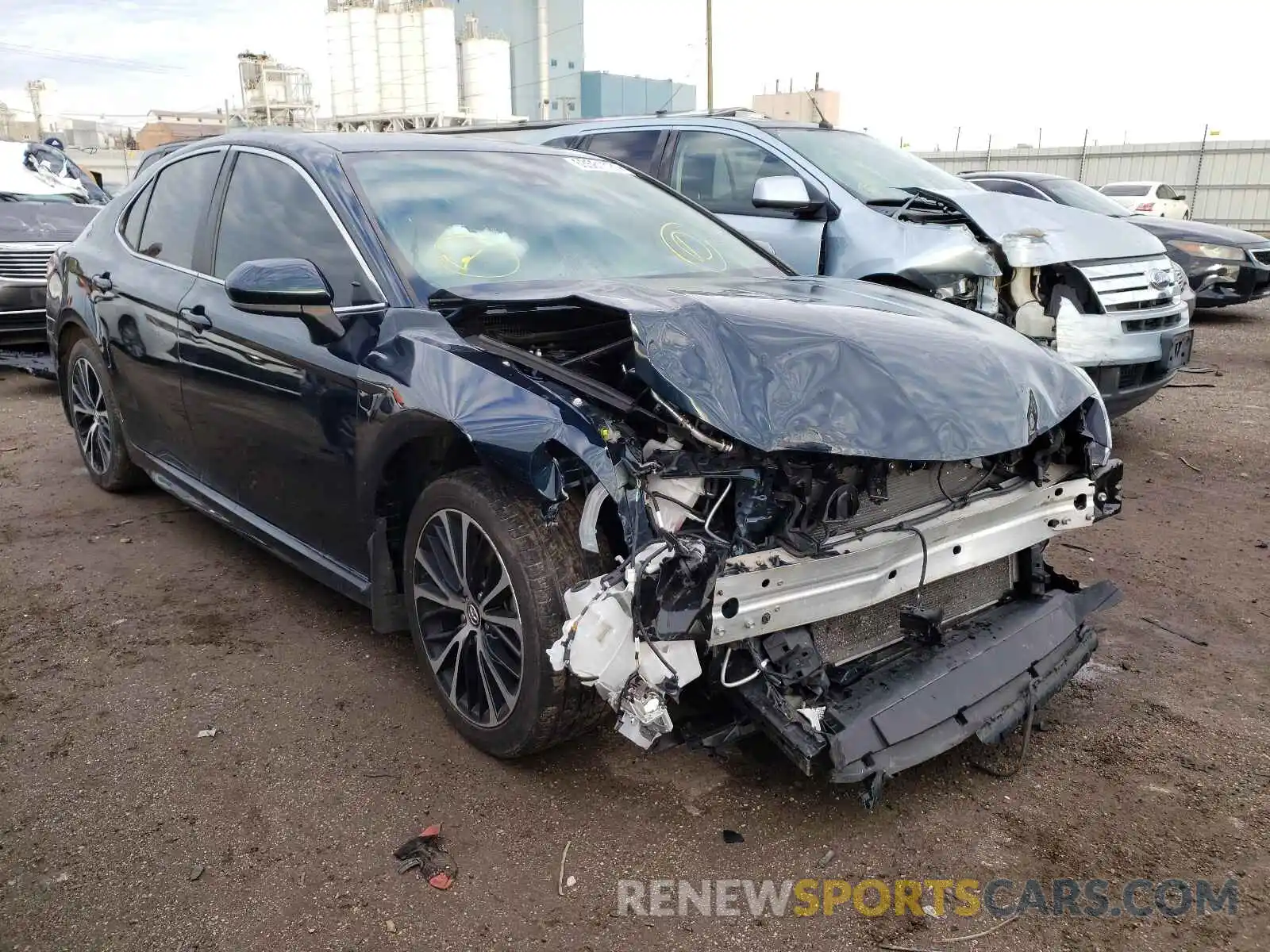 1 Photograph of a damaged car 4T1B11HK5KU741754 TOYOTA CAMRY 2019