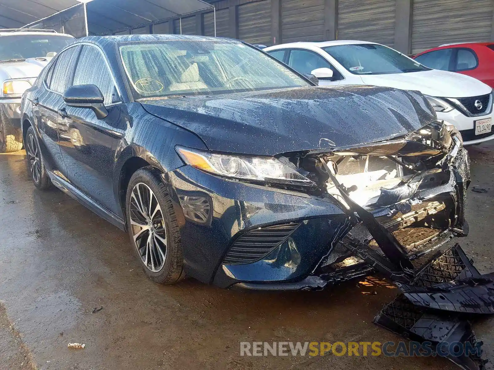 1 Photograph of a damaged car 4T1B11HK5KU741768 TOYOTA CAMRY 2019