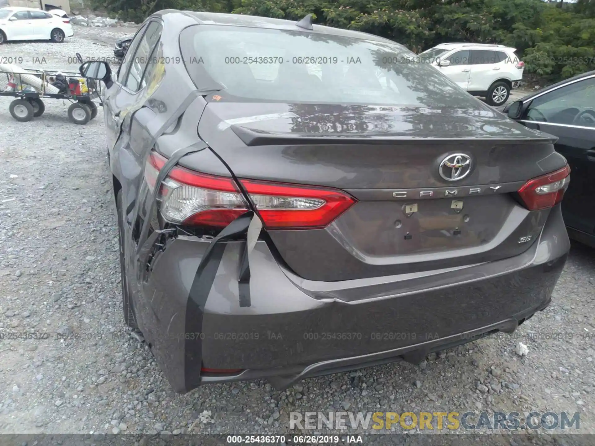 6 Photograph of a damaged car 4T1B11HK5KU741950 TOYOTA CAMRY 2019