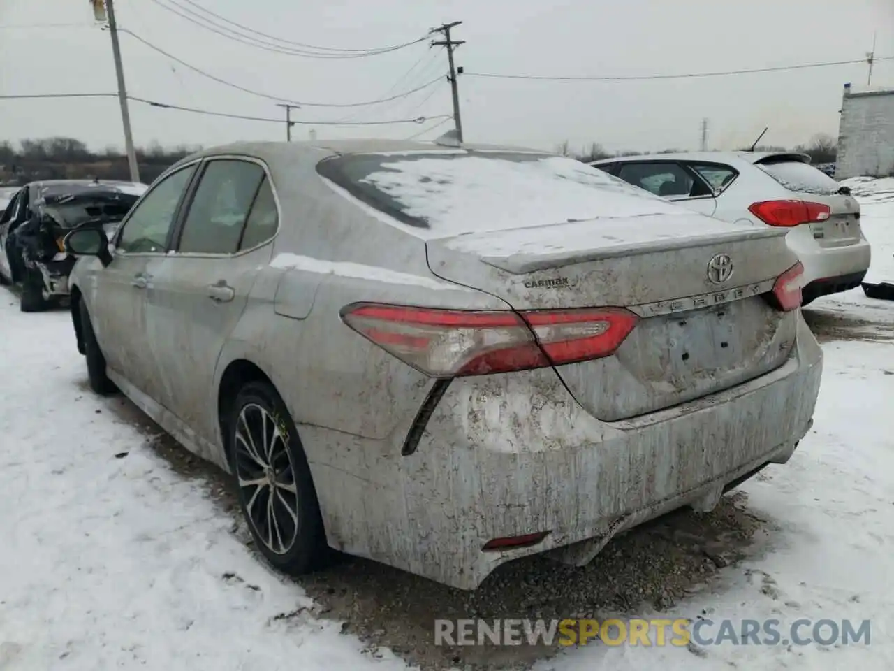 3 Photograph of a damaged car 4T1B11HK5KU741981 TOYOTA CAMRY 2019