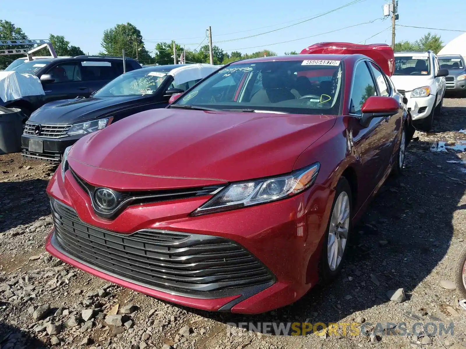 2 Photograph of a damaged car 4T1B11HK5KU743732 TOYOTA CAMRY 2019