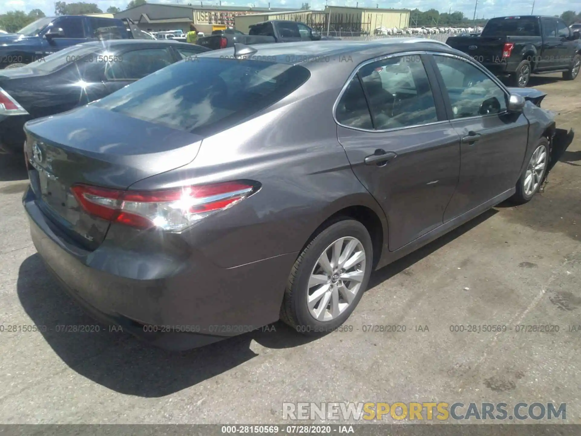 4 Photograph of a damaged car 4T1B11HK5KU745044 TOYOTA CAMRY 2019