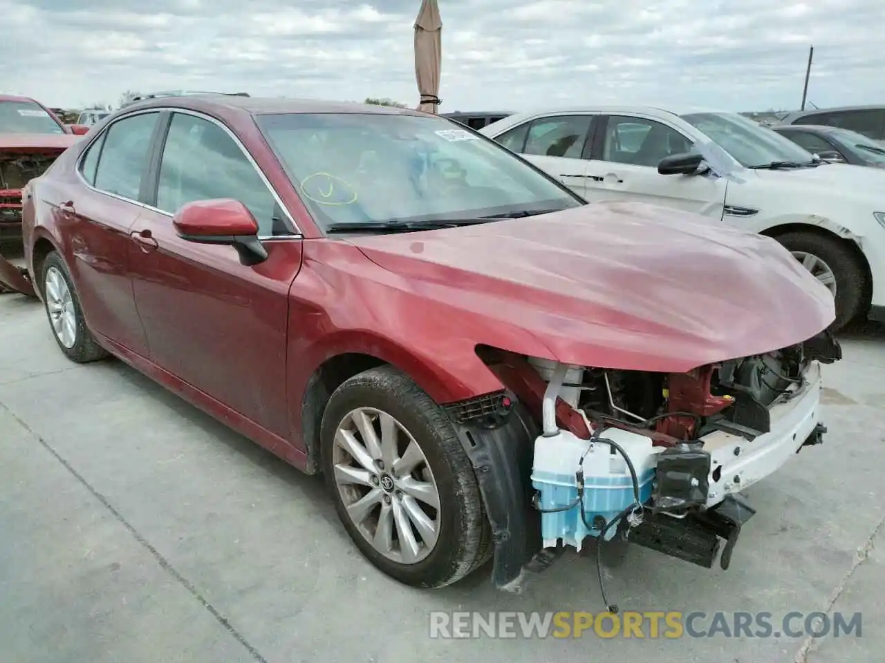 1 Photograph of a damaged car 4T1B11HK5KU745612 TOYOTA CAMRY 2019