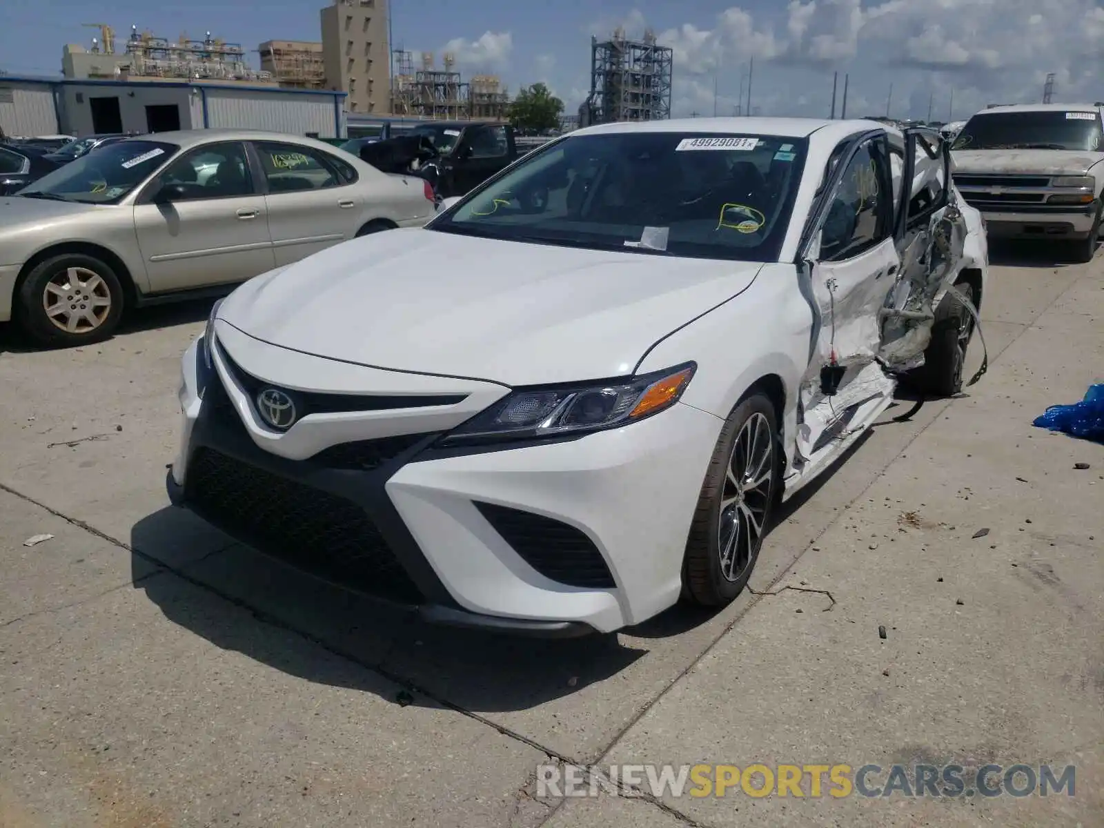 2 Photograph of a damaged car 4T1B11HK5KU745965 TOYOTA CAMRY 2019