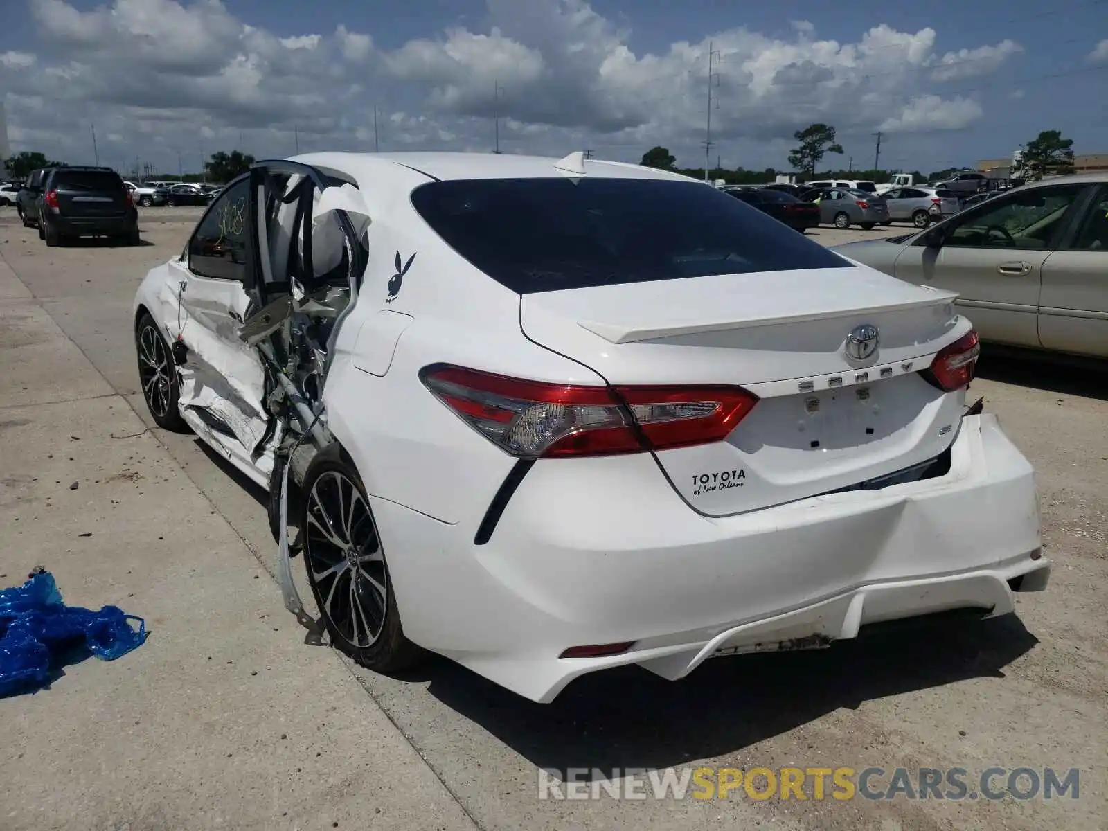 3 Photograph of a damaged car 4T1B11HK5KU745965 TOYOTA CAMRY 2019