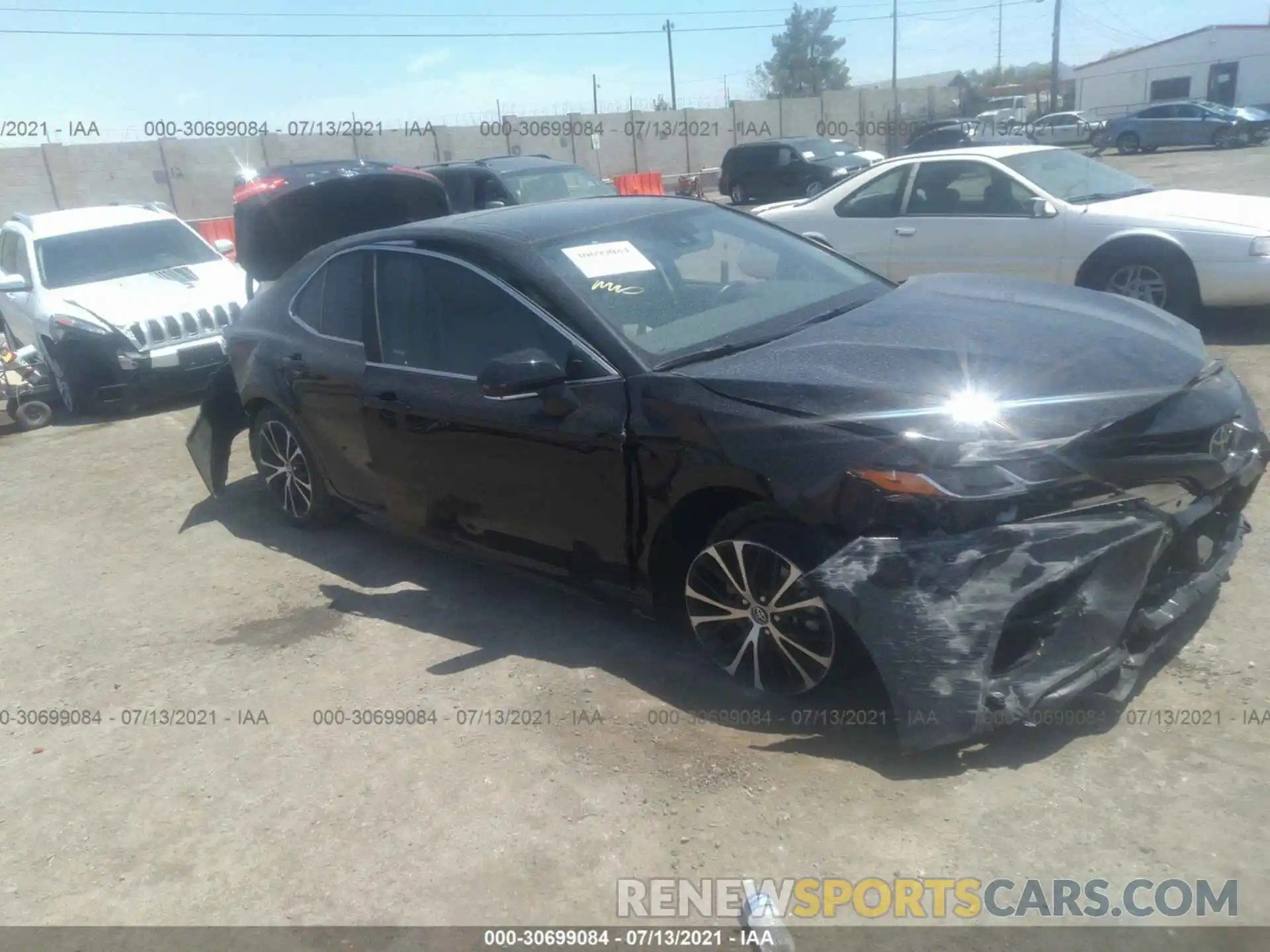 1 Photograph of a damaged car 4T1B11HK5KU746713 TOYOTA CAMRY 2019