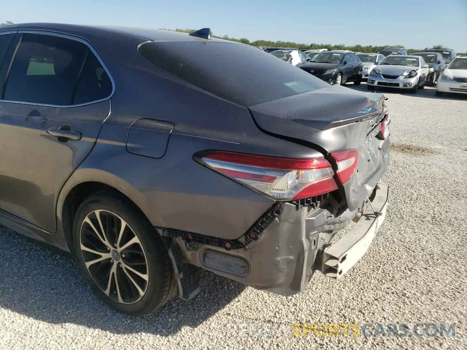 9 Photograph of a damaged car 4T1B11HK5KU747165 TOYOTA CAMRY 2019