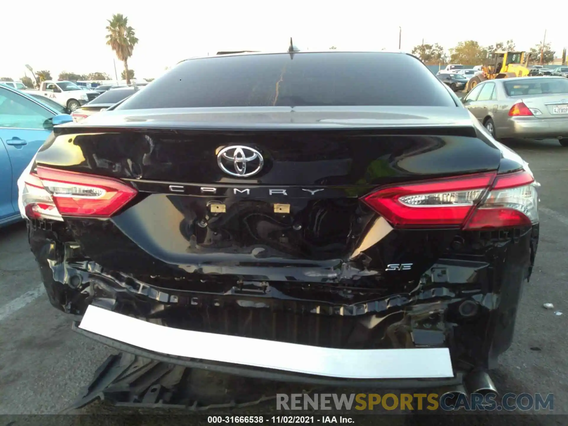 6 Photograph of a damaged car 4T1B11HK5KU748140 TOYOTA CAMRY 2019