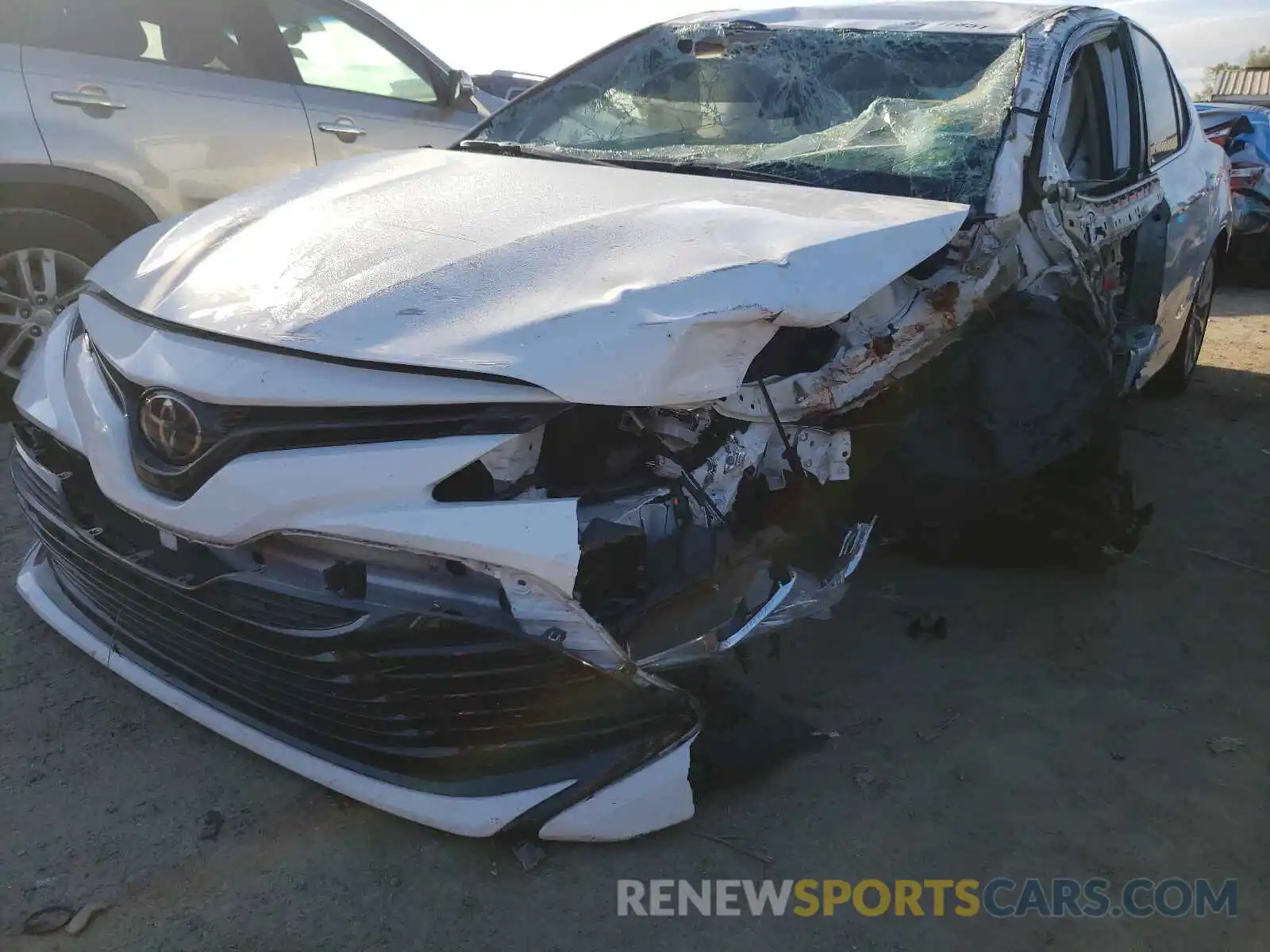 2 Photograph of a damaged car 4T1B11HK5KU748901 TOYOTA CAMRY 2019