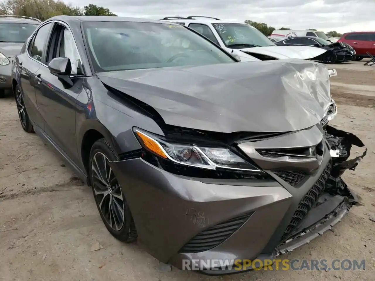 1 Photograph of a damaged car 4T1B11HK5KU749014 TOYOTA CAMRY 2019