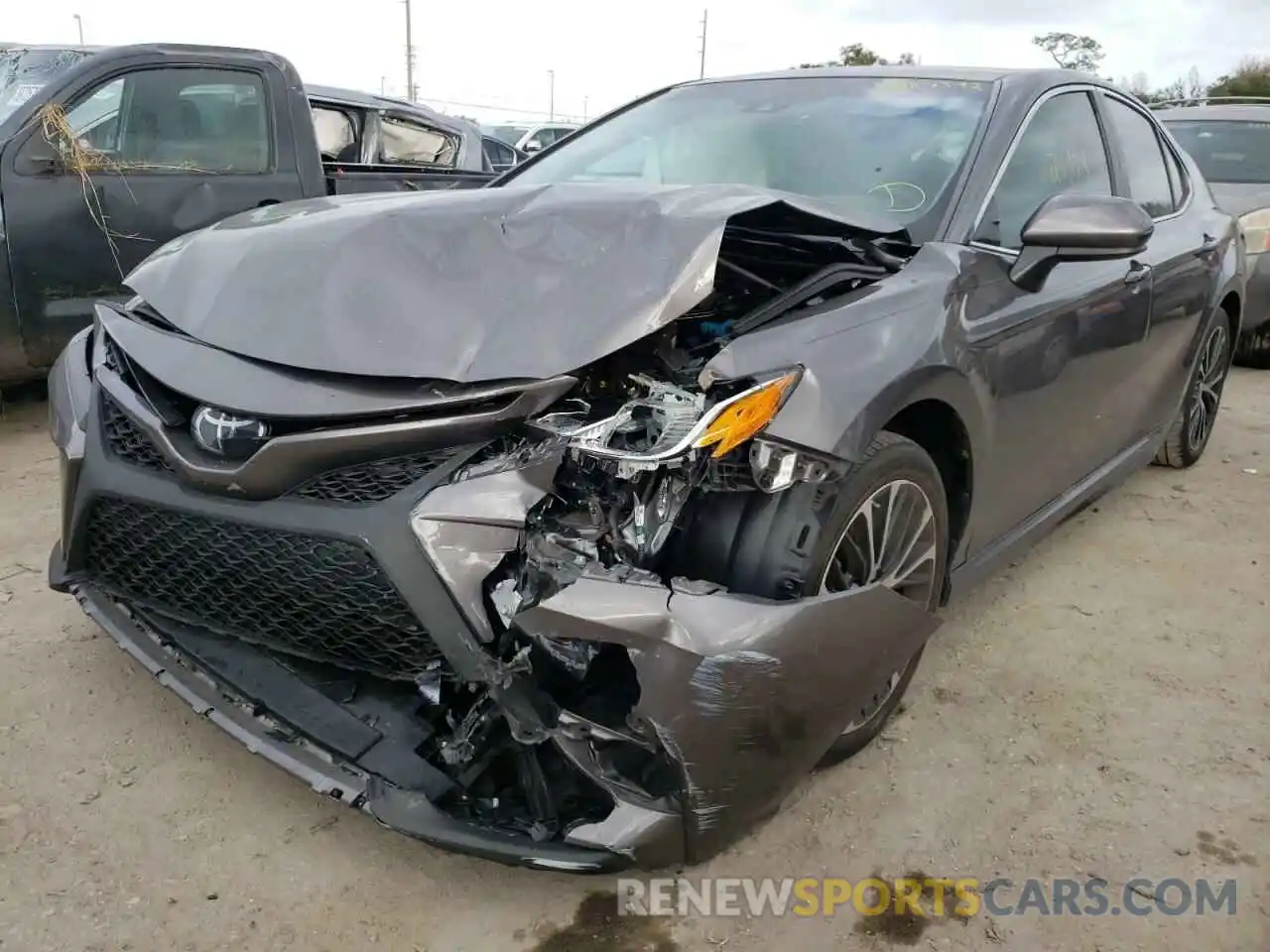 2 Photograph of a damaged car 4T1B11HK5KU749014 TOYOTA CAMRY 2019