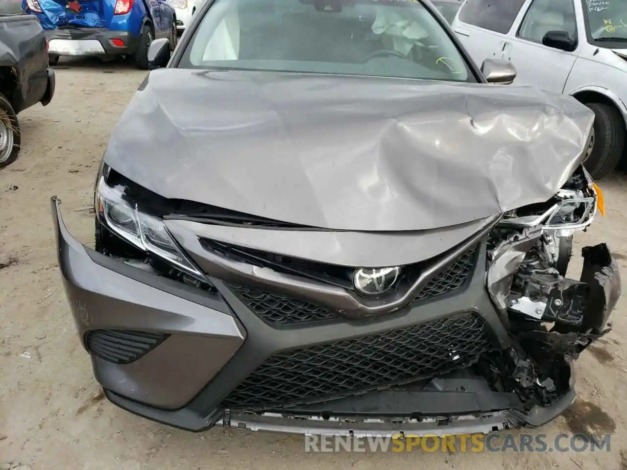 9 Photograph of a damaged car 4T1B11HK5KU749014 TOYOTA CAMRY 2019