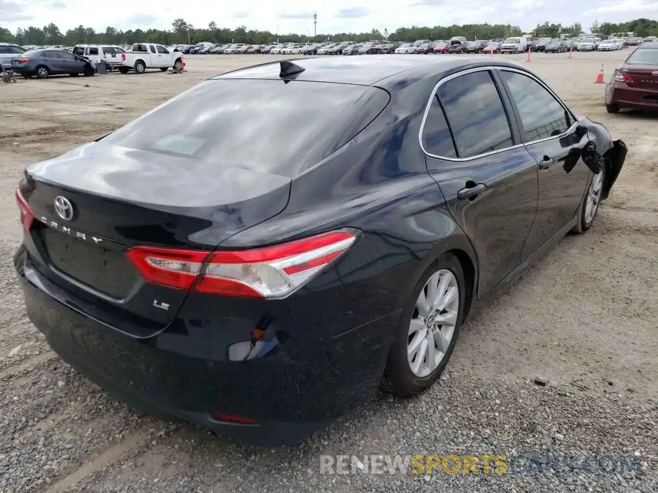 4 Фотография поврежденного автомобиля 4T1B11HK5KU749160 TOYOTA CAMRY 2019