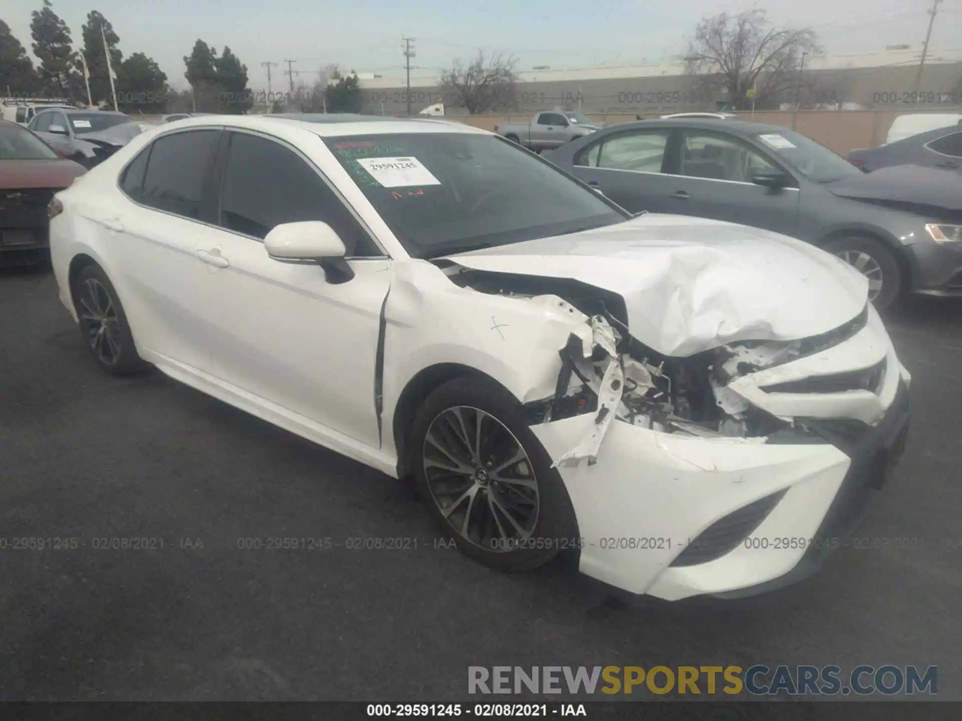 1 Photograph of a damaged car 4T1B11HK5KU749417 TOYOTA CAMRY 2019