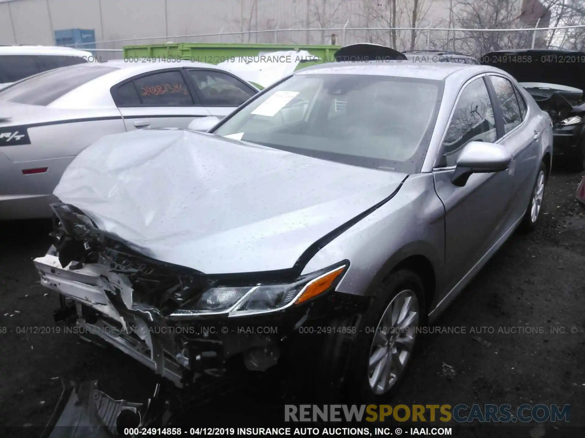 2 Photograph of a damaged car 4T1B11HK5KU749739 TOYOTA CAMRY 2019