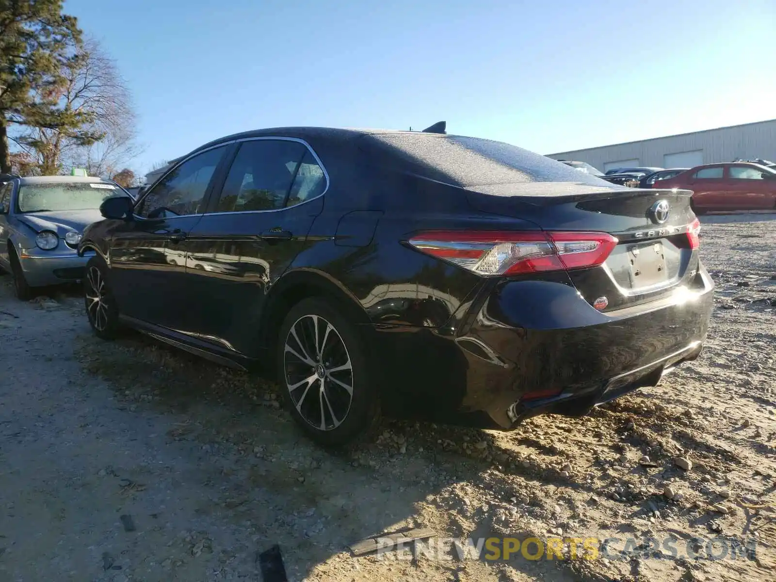 3 Photograph of a damaged car 4T1B11HK5KU750308 TOYOTA CAMRY 2019