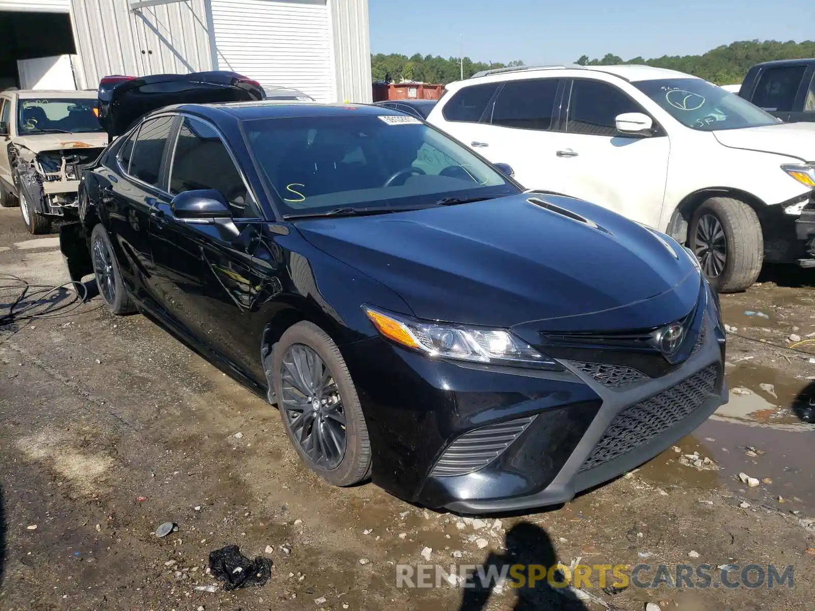 1 Photograph of a damaged car 4T1B11HK5KU750647 TOYOTA CAMRY 2019