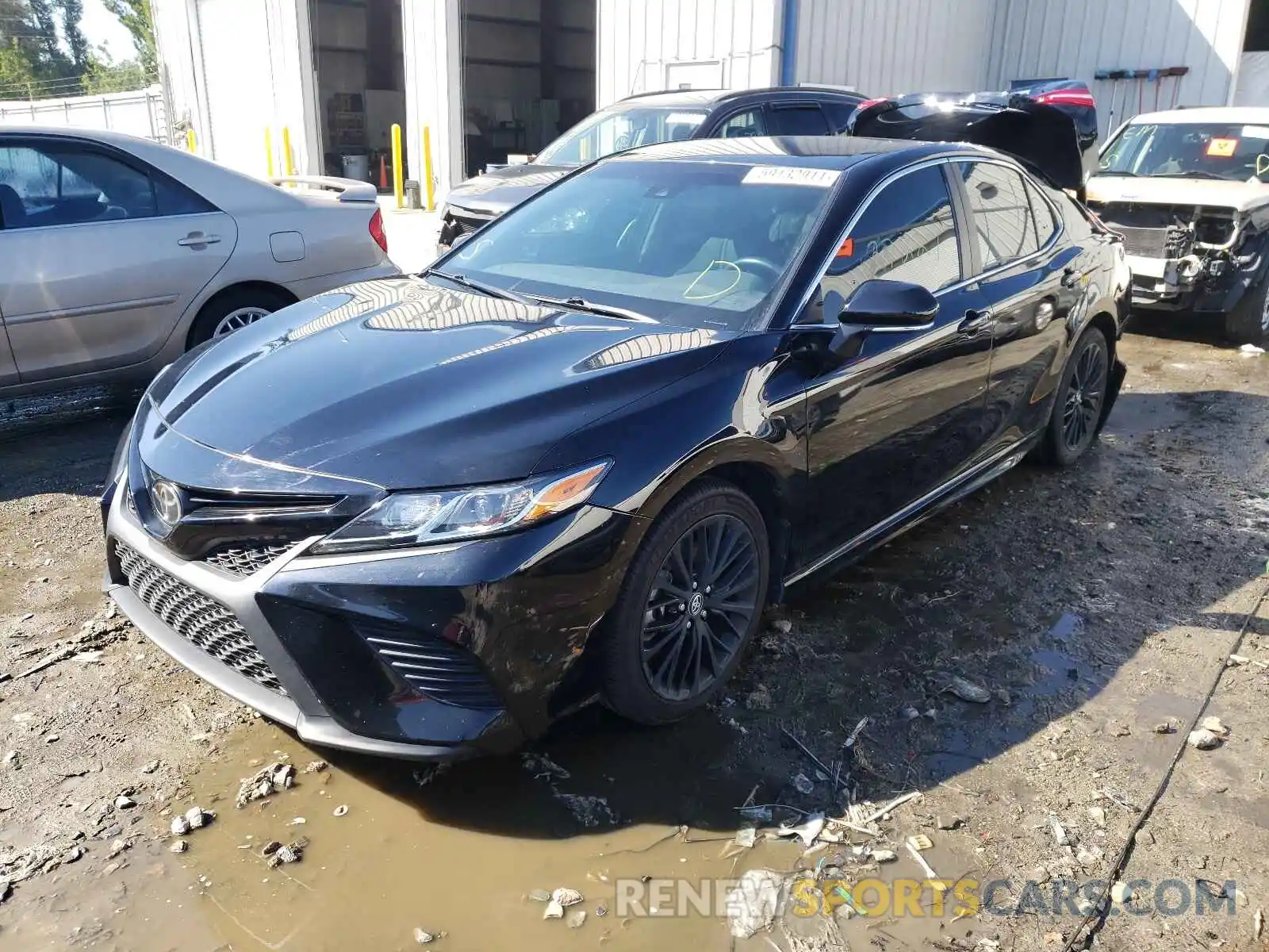 2 Фотография поврежденного автомобиля 4T1B11HK5KU750647 TOYOTA CAMRY 2019