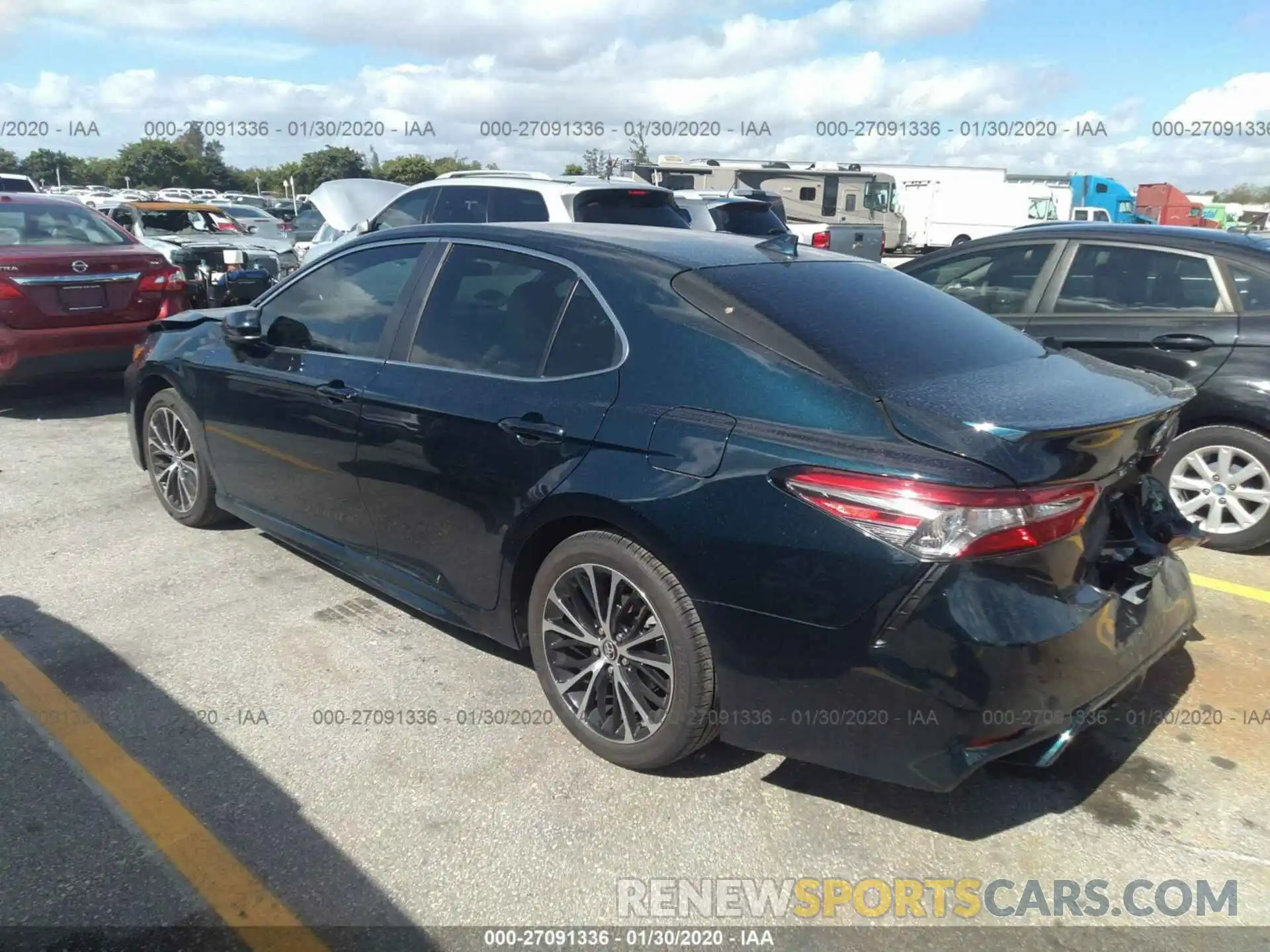 3 Photograph of a damaged car 4T1B11HK5KU751250 TOYOTA CAMRY 2019