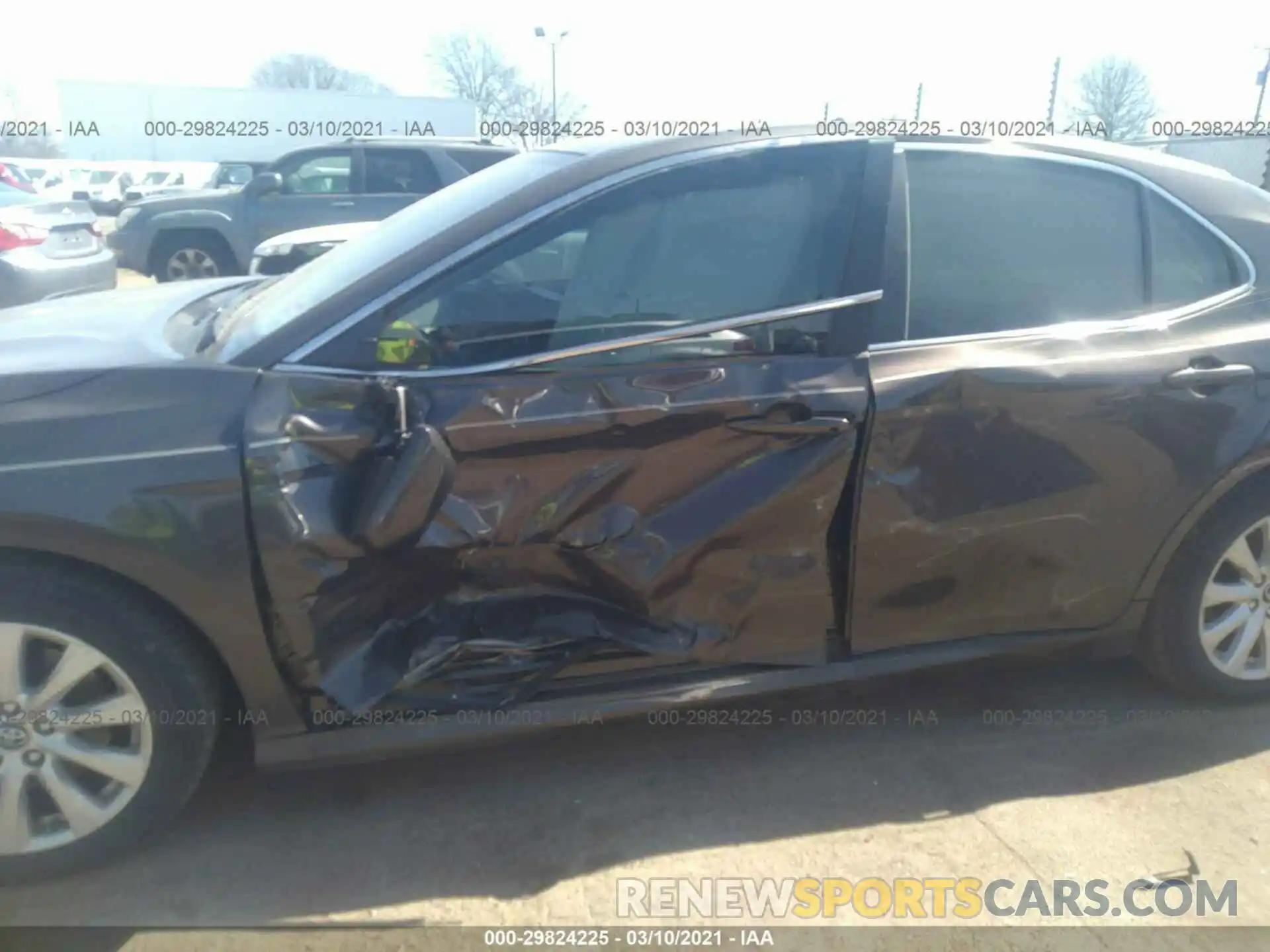 6 Photograph of a damaged car 4T1B11HK5KU751300 TOYOTA CAMRY 2019