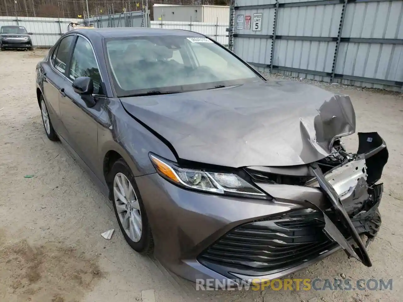 1 Photograph of a damaged car 4T1B11HK5KU752527 TOYOTA CAMRY 2019