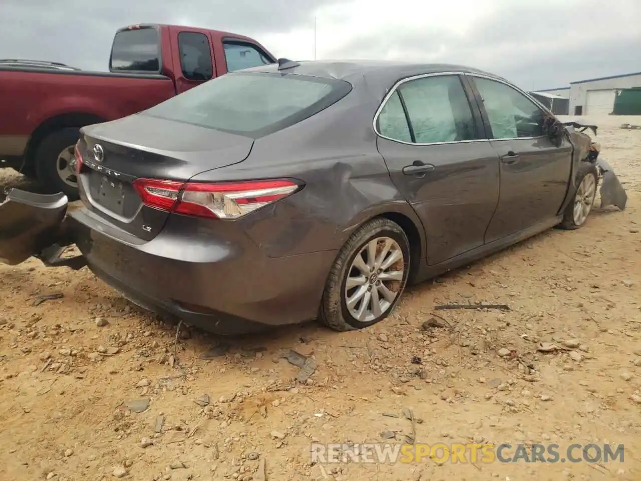 4 Photograph of a damaged car 4T1B11HK5KU754679 TOYOTA CAMRY 2019