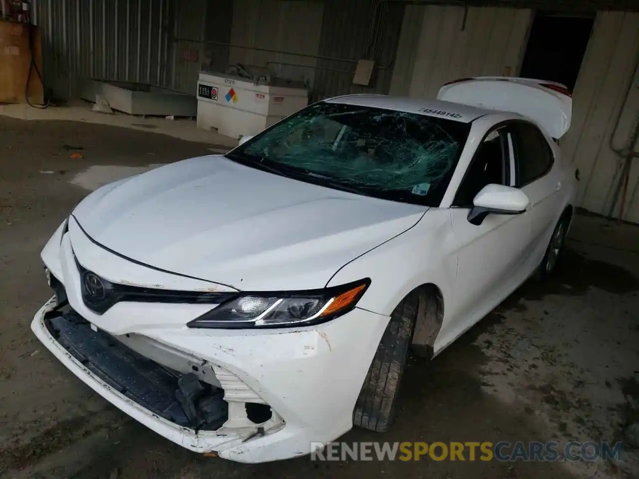 2 Photograph of a damaged car 4T1B11HK5KU754715 TOYOTA CAMRY 2019