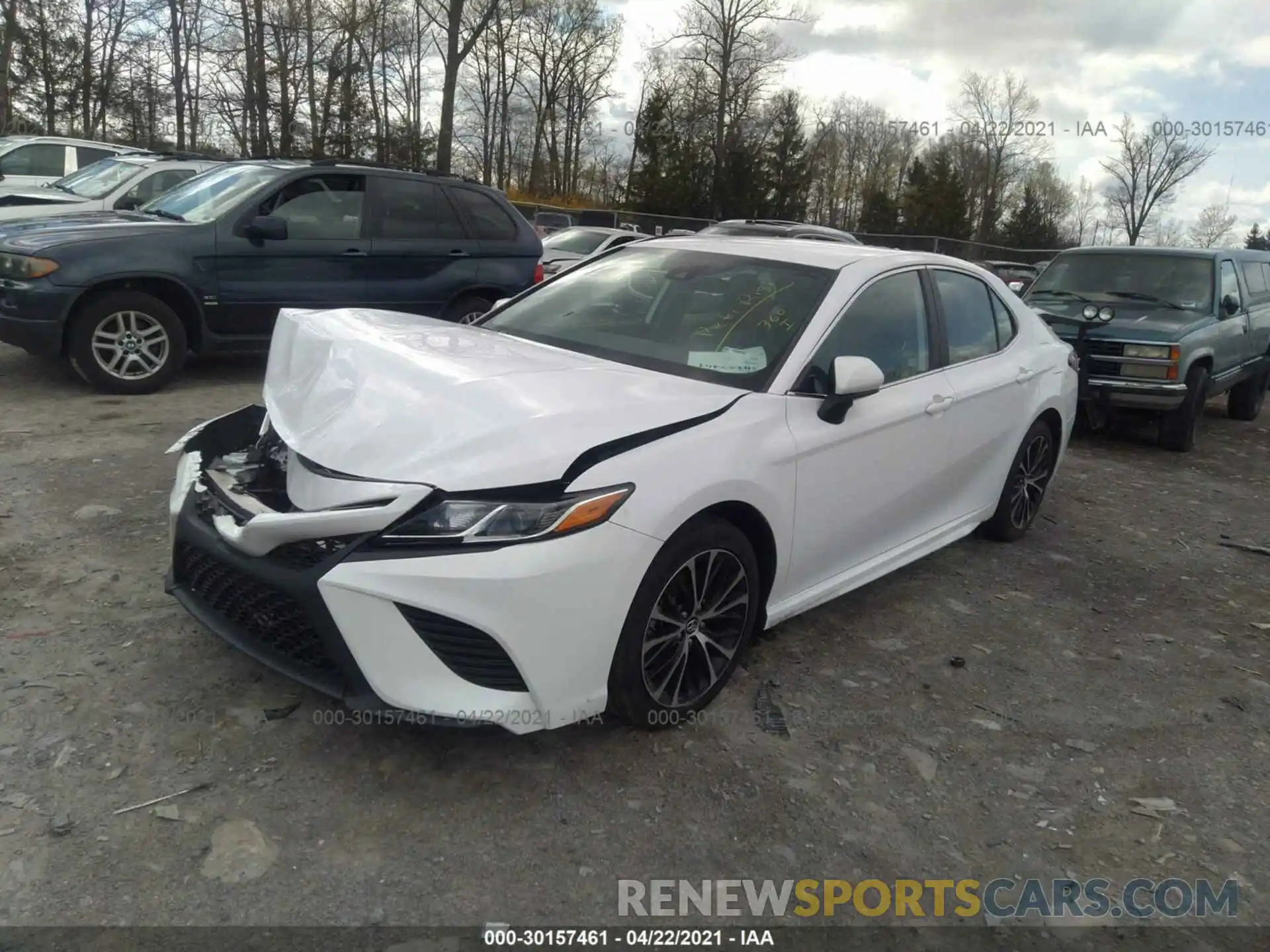 2 Photograph of a damaged car 4T1B11HK5KU758280 TOYOTA CAMRY 2019