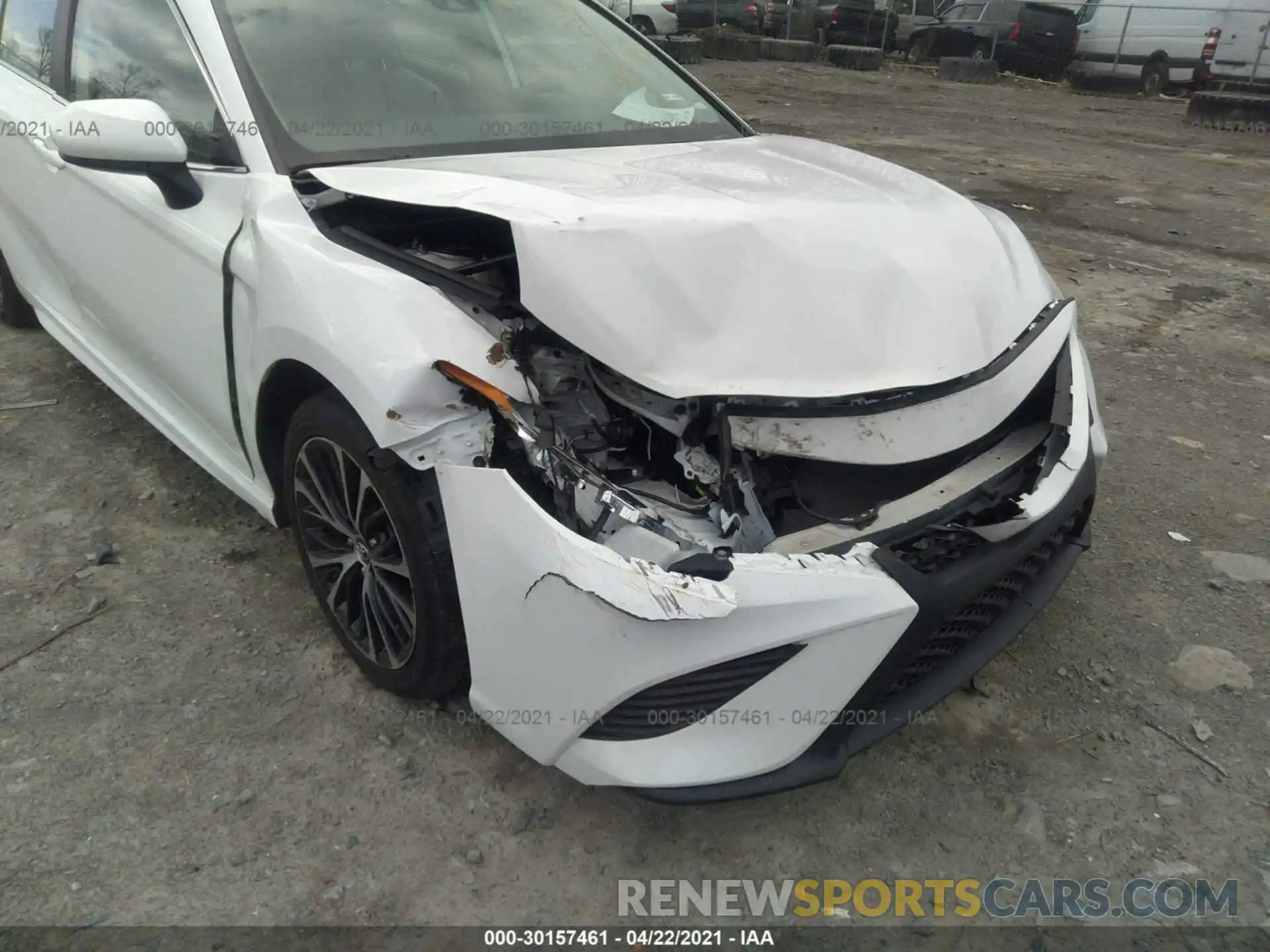 6 Photograph of a damaged car 4T1B11HK5KU758280 TOYOTA CAMRY 2019